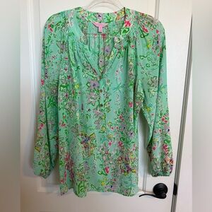 Lilly Pulitzer Elsa Poolside Blue Silk blouse size XL. Hard to find print